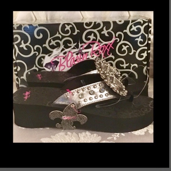 blazin roxx flip flops wholesale